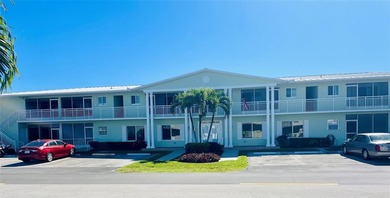 Beach Condo For Sale in Lighthouse Point, Florida