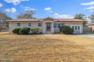 Beach Home For Sale in Wilmington, North Carolina