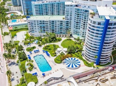 Beach Condo For Sale in Miami Beach, Florida