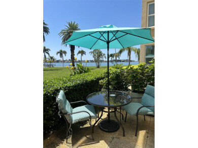 Beach Condo For Sale in St. Petersburg, Florida