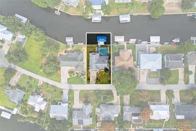 Beach Home For Sale in Crystal River, Florida