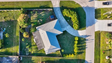 Beach Home For Sale in Port Saint Lucie, Florida