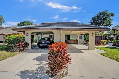 Beach Home For Sale in Boynton Beach, Florida