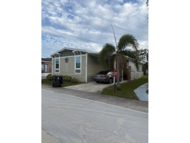 Beach Home For Sale in Lake Worth, Florida