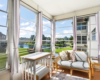 Beach Condo For Sale in Lauderdale Lakes, Florida