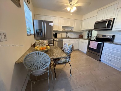Beach Condo For Sale in Hollywood, Florida