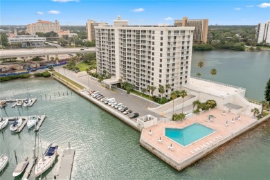 Beach Condo For Sale in Clearwater, Florida