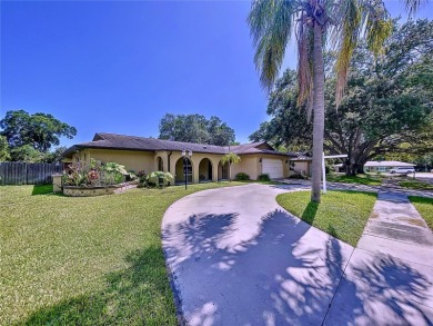 Beach Home Sale Pending in Largo, Florida