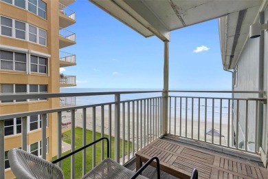 Beach Condo For Sale in New Smyrna Beach, Florida