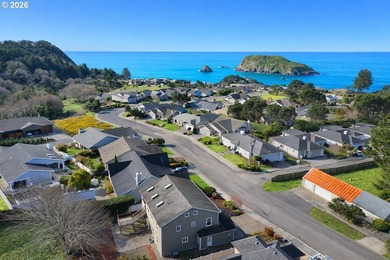 Beach Home For Sale in Brookings, Oregon