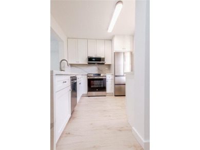 Beach Condo For Sale in Margate, Florida