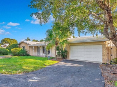 Beach Home For Sale in Pompano Beach, Florida