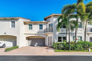 Beach Townhome/Townhouse For Sale in Delray Beach, Florida