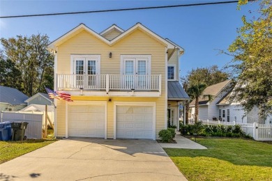 Beach Home For Sale in Saint Simons, Georgia