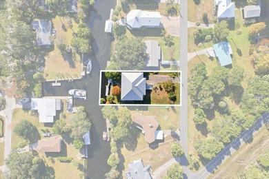 Beach Home For Sale in Yankeetown, Florida