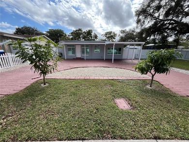 Beach Home For Sale in Hollywood, Florida