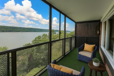 Beach Home For Sale in Bronx, New York