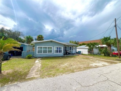 Beach Townhome/Townhouse For Sale in Daytona Beach, Florida