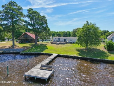 Beach Home For Sale in Columbia, North Carolina