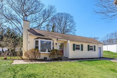 Beach Home For Sale in Sound Beach, New York