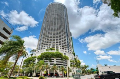 Beach Condo Sale Pending in Miami, Florida