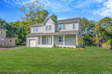 Beach Home For Sale in Riverhead, New York
