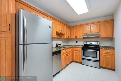 Beach Condo For Sale in Hollywood, Florida