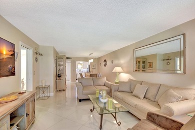 Beach Condo For Sale in Boynton Beach, Florida