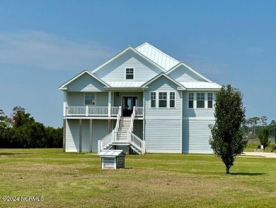 Beach Home For Sale in Beaufort, North Carolina