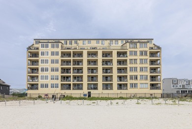 Beach Condo For Sale in Old Orchard Beach, Maine