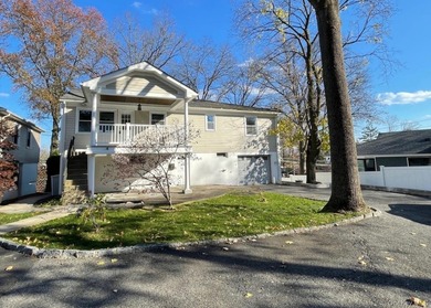 Beach Home For Sale in Mamaroneck, New York