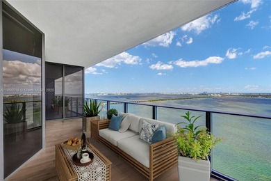 Beach Condo For Sale in Miami, Florida