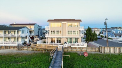 Beach Townhome/Townhouse For Sale in Sea Isle City, New Jersey