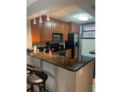 Beach Condo For Sale in Oakland Park, Florida