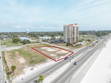 Beach Lot Sale Pending in Gulfport, Mississippi