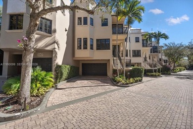 Beach Townhome/Townhouse For Sale in Miami, Florida