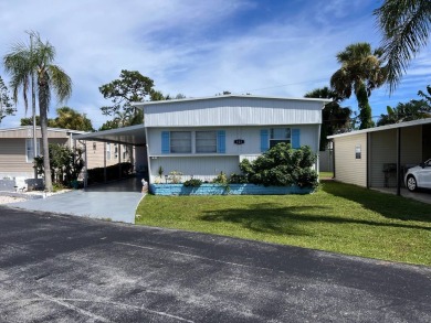 Beach Home For Sale in Sarasota, Florida