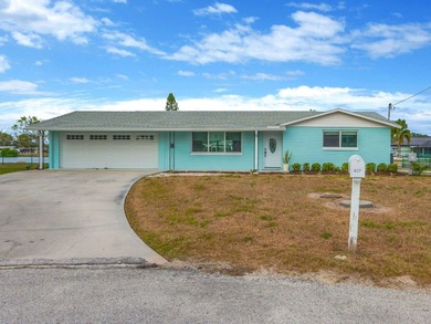 Beach Home For Sale in Ruskin, Florida