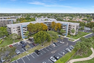 Beach Condo Active Under Contract in Pembroke Pines, Florida