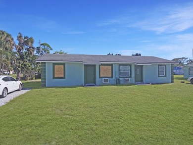 Beach Home Active Under Contract in Vero Beach, Florida