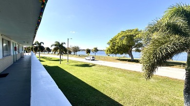 Beach Condo For Sale in Lake Worth Beach, Florida