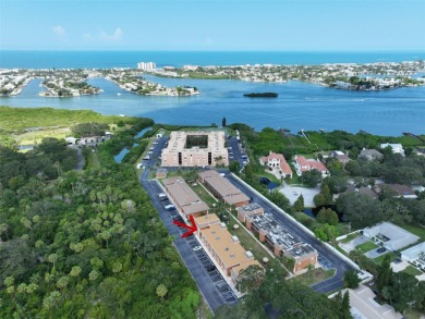 Beach Condo For Sale in Largo, Florida