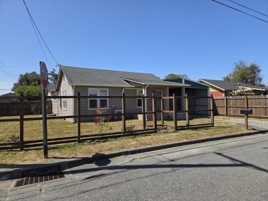 Beach Home For Sale in Crescent City, California