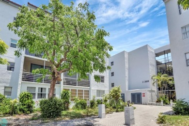 Beach Condo For Sale in Lauderdale Lakes, Florida