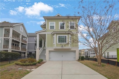 Beach Home For Sale in Hilton Head Island, South Carolina