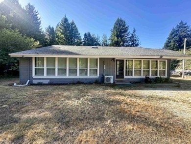 Beach Home For Sale in Crescent City, California