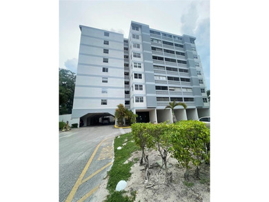 Beach Condo For Sale in Lauderhill, Florida