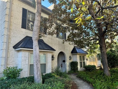 Beach Condo For Sale in Saint Simons, Georgia