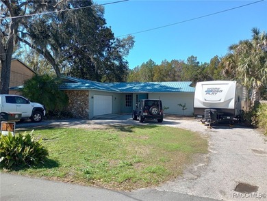 Beach Home For Sale in Yankeetown, Florida