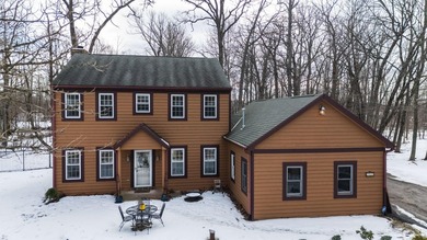 Beach Home For Sale in Mequon, Wisconsin